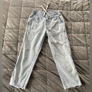 Gap Easy Jean Light Wash Raw Hem Cropped Jeans Size XS